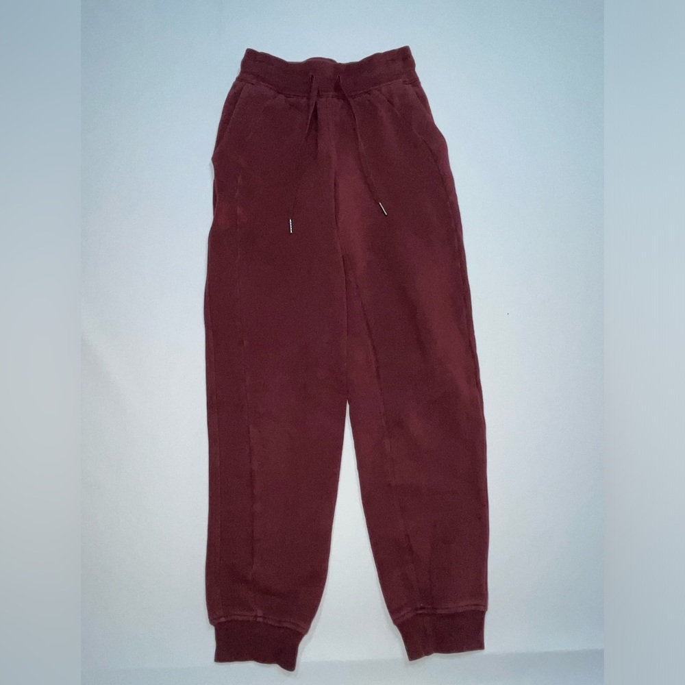 Lululemon Women's Drawstring Sweatpants Maroon Size 0 Pockets W/ Bleach Stain